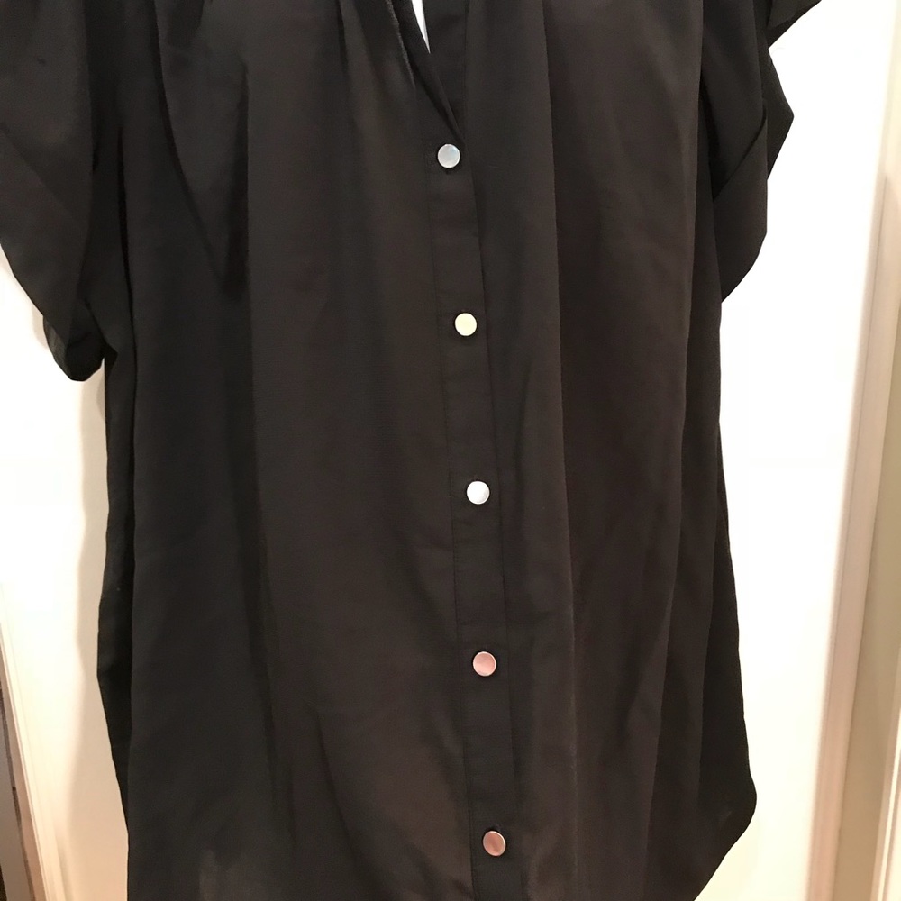 Avenue Studio Black Button Down Top Euc !! - image 2